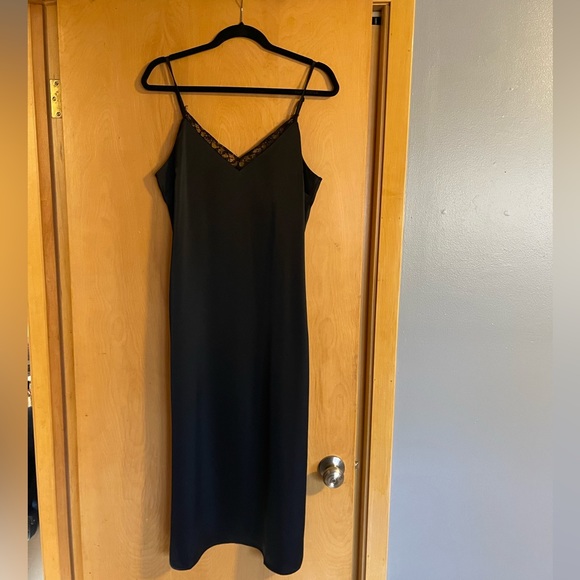 BB Dakota black slip dress - Picture 2 of 3